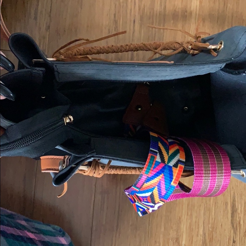 Beautiful bag! - Picture 2 of 3